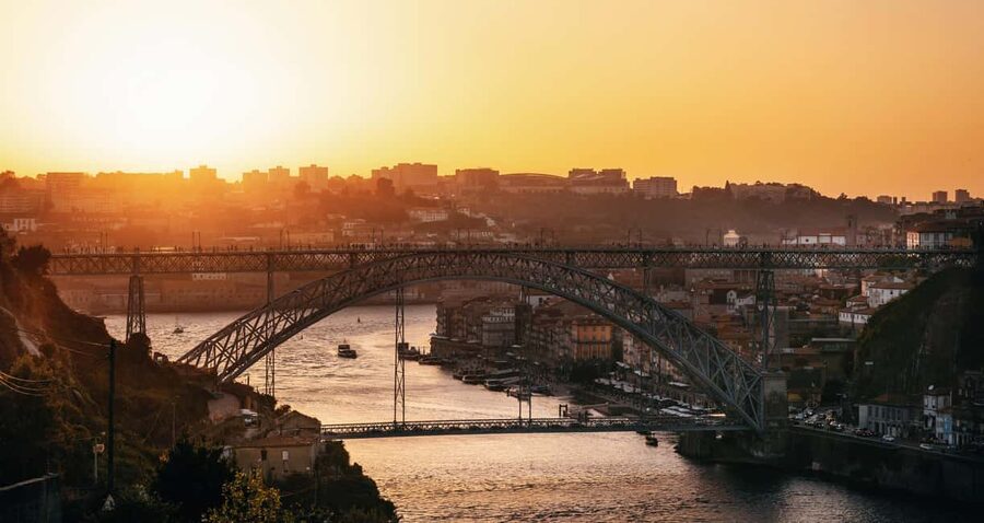 Porto: Private Sunset Walking Tour with Port Wine and Views - Key points to know before booking