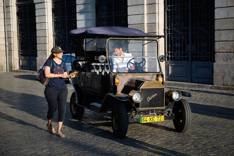 Porto:Private Tour of the Historic City in a Classic Ford T - The guide can make or break the hour