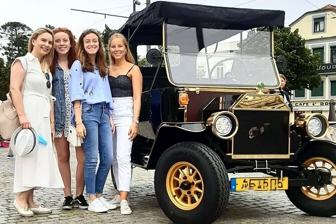 Porto:Private Tour of the Historic City in a Classic Ford T - Gaia Quay and the Douro River