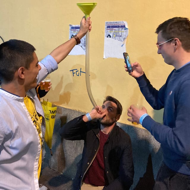 Porto: Pub Crawl with 7 Drinks, Games, and VIP Club Entry - Rua da Galeria de Paris and Porto’s central nightlife