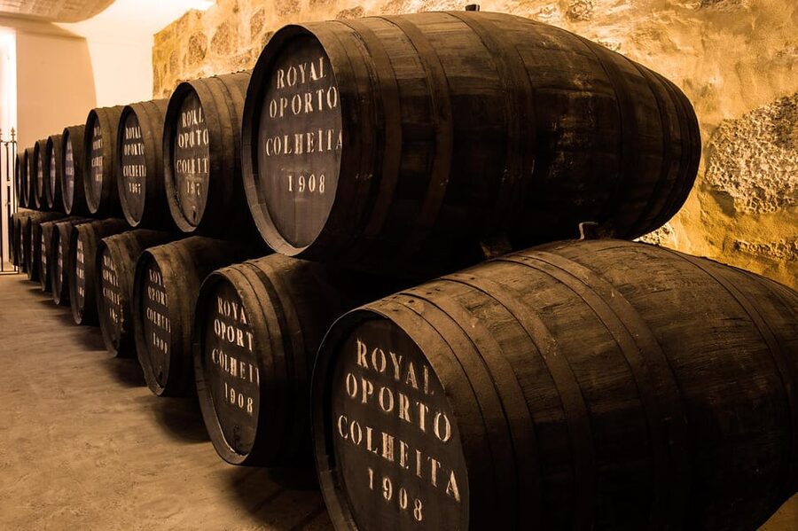 Porto: Royal Oporto Tour na Real Companhia Velha - A company with royal beginnings