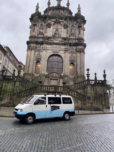 Porto: Small Group Surfing Experience with Transportation - Meeting the van near Sé do Porto
