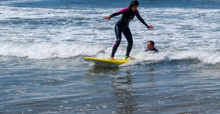 Porto: Small Group Surfing Experience with Transportation - Choosing the beach by ocean conditions