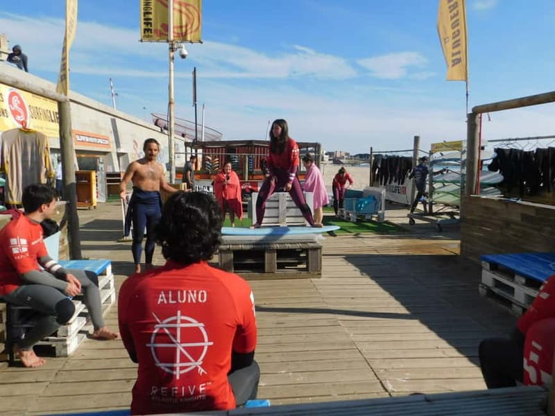 Porto: Surf Lesson with the First Surf School in Porto! - What makes the instructors useful for beginners