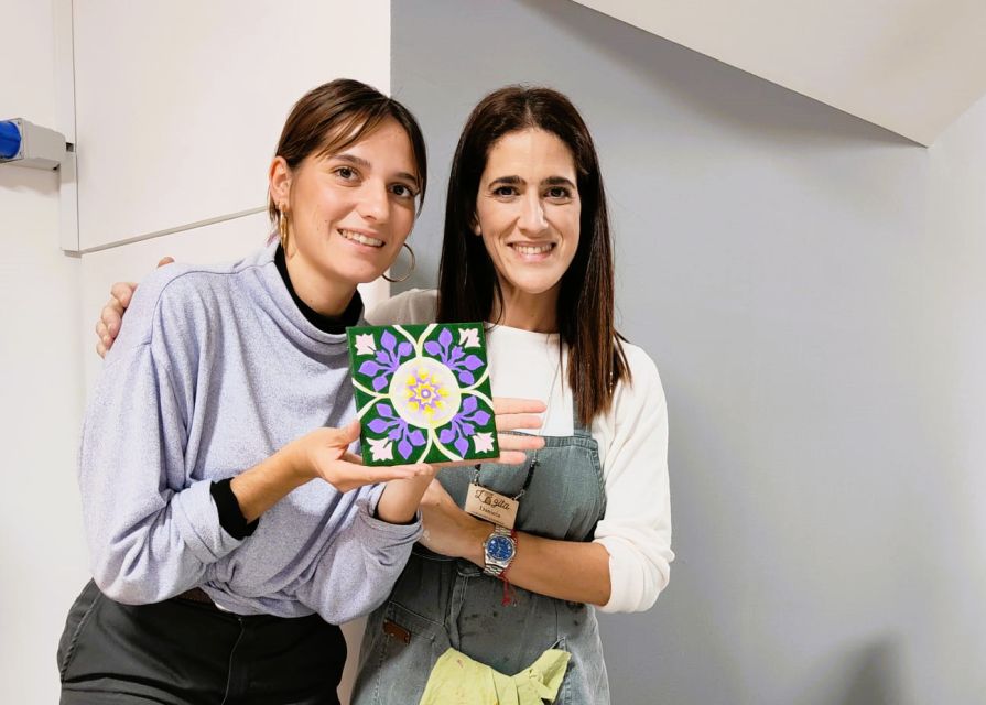 Porto: Tile Painting and Cocktails in Downtown Porto - The first part: a short lesson on azulejos