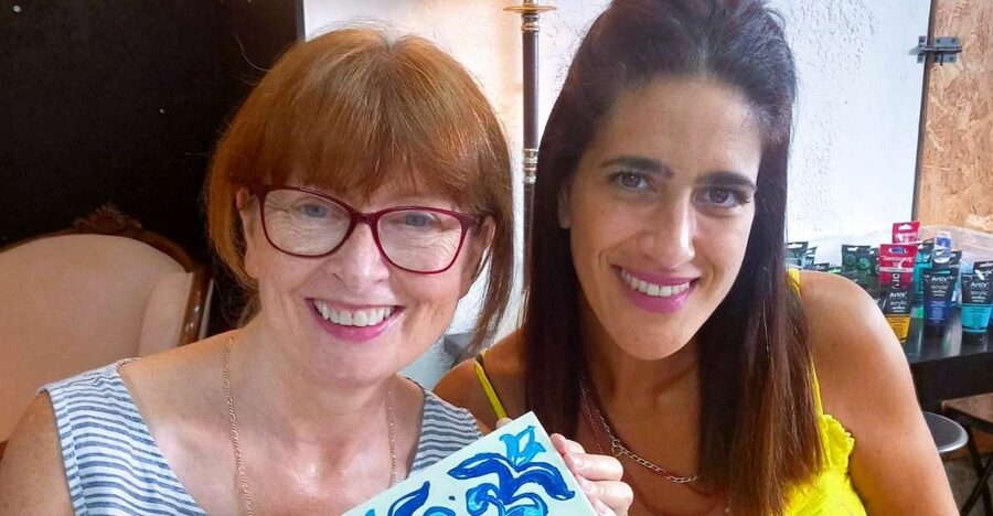 Porto: Tile Painting and Cocktails in Downtown Porto - Choosing a pattern without artistic panic