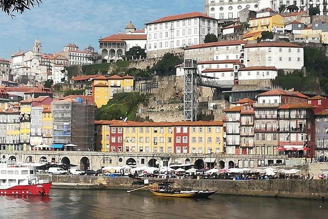 Porto to Lisbon Up to 4 Stops: Aveiro, Nazare, Fatima & Obidos - Óbidos: the medieval stop with a short walking route