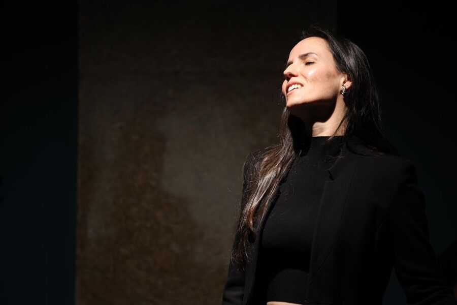 Porto: Traditional Fado Show at Sao Bento with Port Wine - Is $19 a good value?