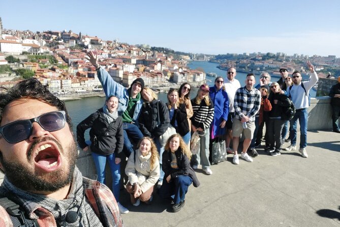 Porto Walking Tour - The Perfect Introduction to the City - Praça Gomes Teixeira and Porto’s central streets