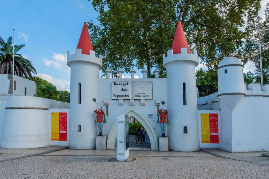 Portugal dos Pequenitos entry ticket - Is $17 good value?