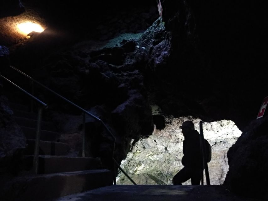 Private Caves tour with a Geologist - What the private format changes