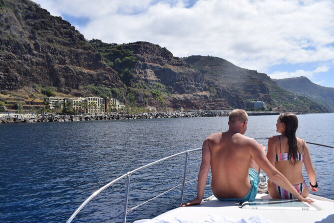 Private Dolphin and Whale Watching Tour in Madeira - Two and a half hours aboard a private yacht