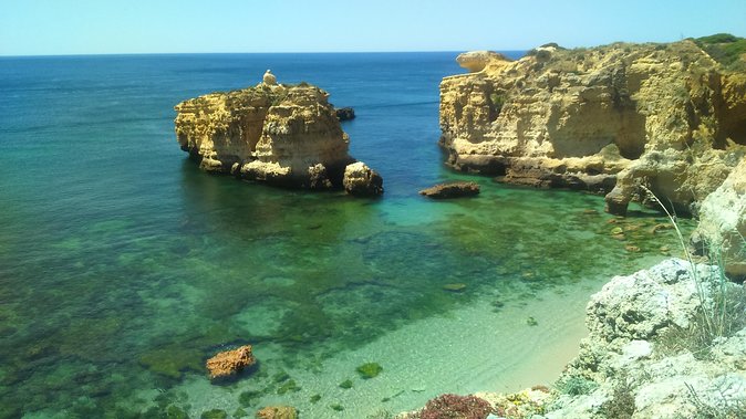 Private Guided Tuk-Tuk Tour with Pick-Up and Drop-Off of Albufeira - Old Town, New Town, and Everyday Albufeira