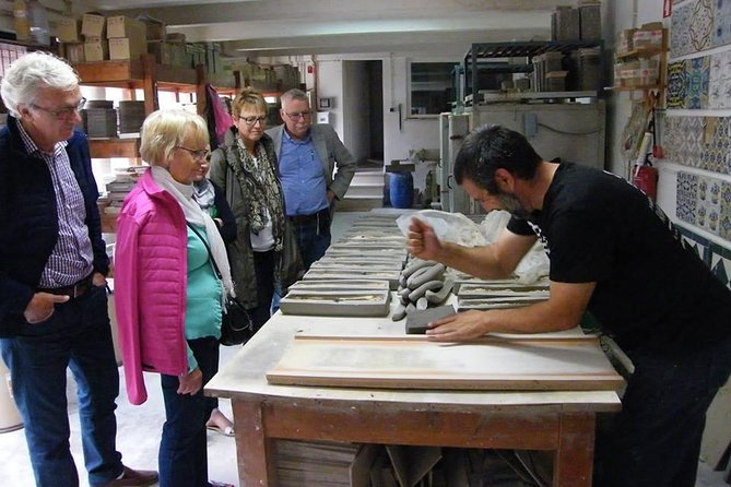 Private Lisbon Arrabida Wine Tour: Food & Wines, Mountain and Sea - What the private format really means