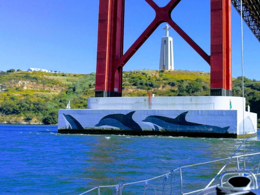 Private Lisbon Sightseeing Sailing Boat Tour with Locals - The Welcome Drink and Onboard Comfort