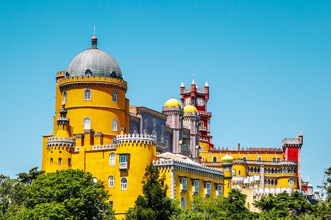 Private Local Sintra Tour: Palaces & Coast by Classic Car or Jeep - Cabo da Roca, the western edge of mainland Europe