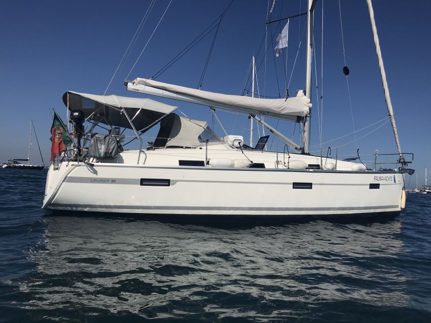 Private Romantic cruise with sparkling wine- 2-Hour- Lisbon - Why Sail the Tagus for a Romantic Lisbon Date?