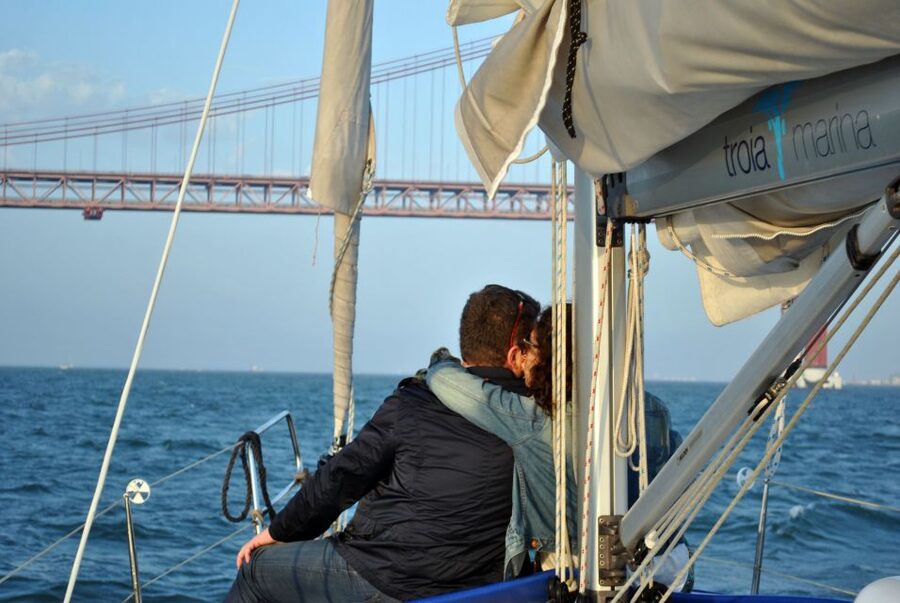 Private Romantic cruise with sparkling wine- 2-Hour- Lisbon - Sunset Sailing or Daytime Blue Skies?