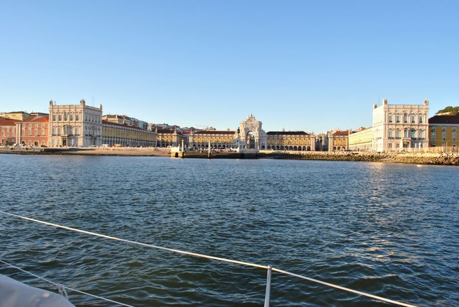 Private Sailing Boat Tour Lisbon with a drink: 2 to 8 Hours - The crew and the feel on board