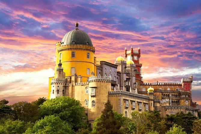Private Tour of Sintra, Cabo da Roca and Cascais with 2 Palaces - Starting in Lisbon at 8:00 a.m.