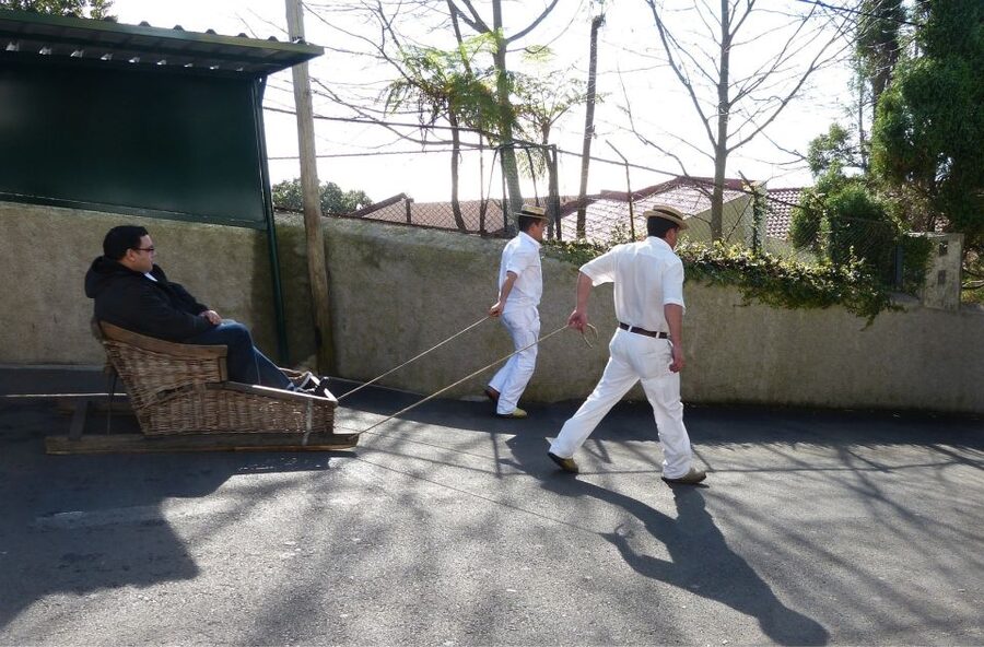 Private tour:Tuk Tuk Ride to Monte Funchal Toboggans - The climb from Funchal to Monte