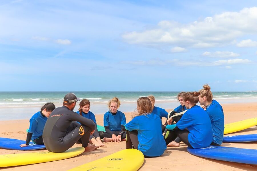 Quarteira: 2-Hour Surf Lesson at Falésia Beach - Why Falésia Beach Works for a First Surf Lesson