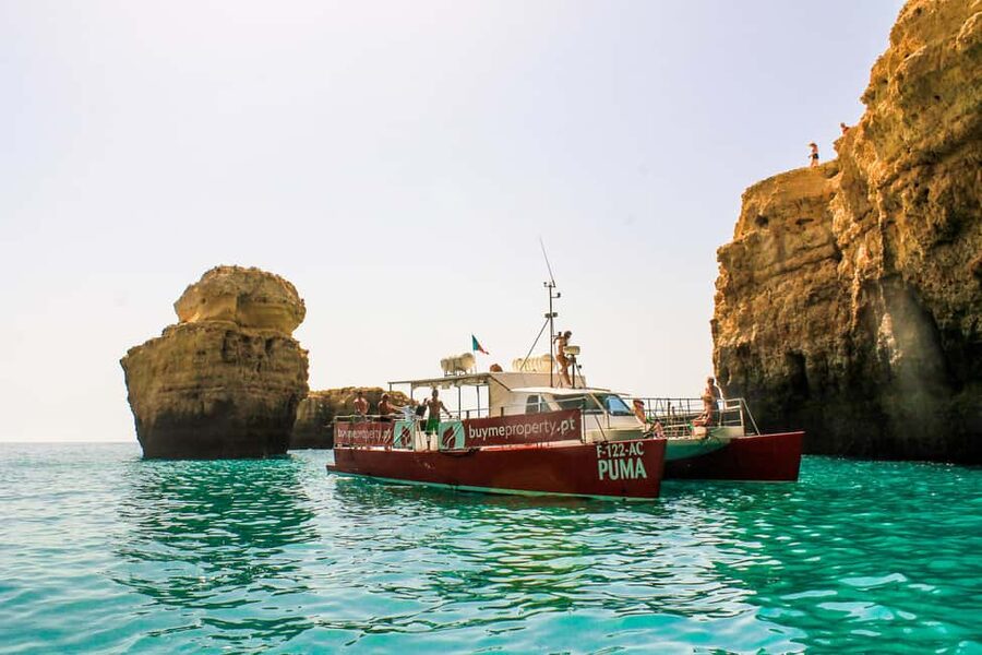 Quarteira: Benagil Cave Boat Trip with Beach BBQ and Kayak - Who will enjoy this cruise most