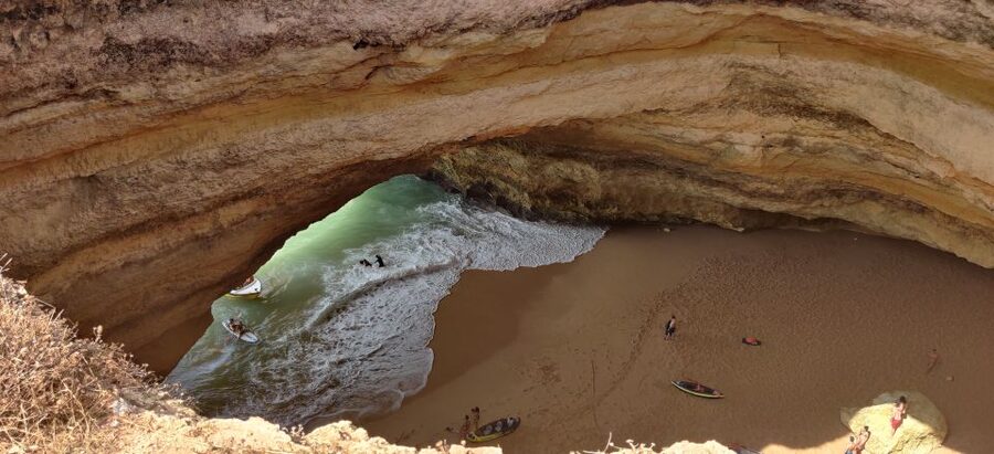 Quarteira: Benagil Cave Guided Catamaran Day Cruise & Drink - The 100-minute coastal run toward Benagil