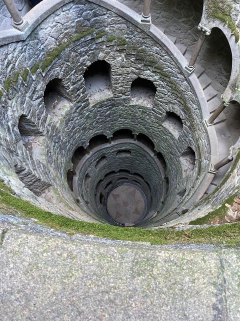 Quinta da Regaleira Skip-the-Ticket-Line Entry & Audioguide - How the smartphone audio guide performs