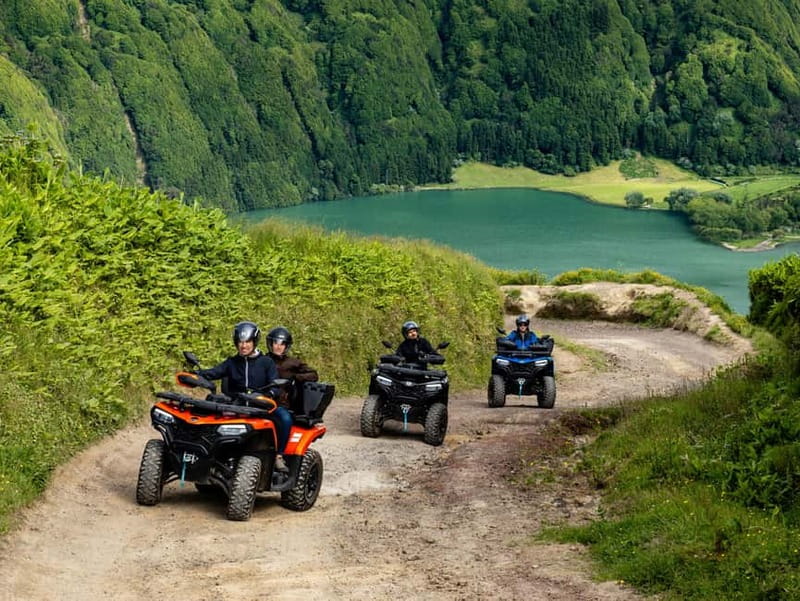 Ribeira Grande: Sete Cidades Quad / Buggy Tour - Miradouro das Cumeeiras and the crater rim