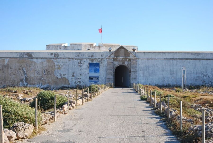 Sagres & Cape St. Vincent Half-Day Tour from Lagos - Why the small group matters