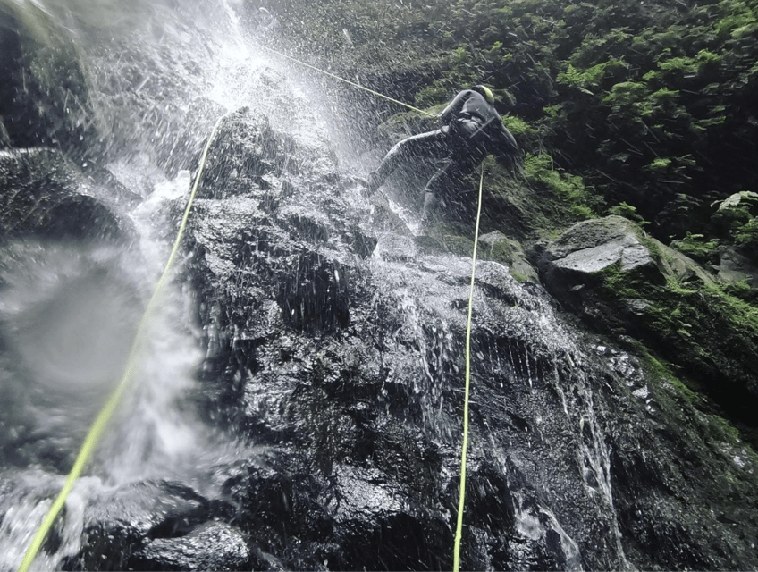 São Miguel: AdventurePark Canyoning Salto do Cabrito, Azores - Rappelling down waterfalls up to 16 meters