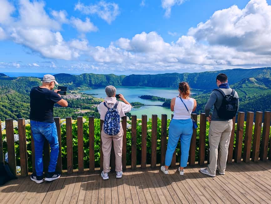 São Miguel Island: 2-Day Guided Island Tour with Meal Add-on - Day two: Sete Cidades and Lagoa do Fogo