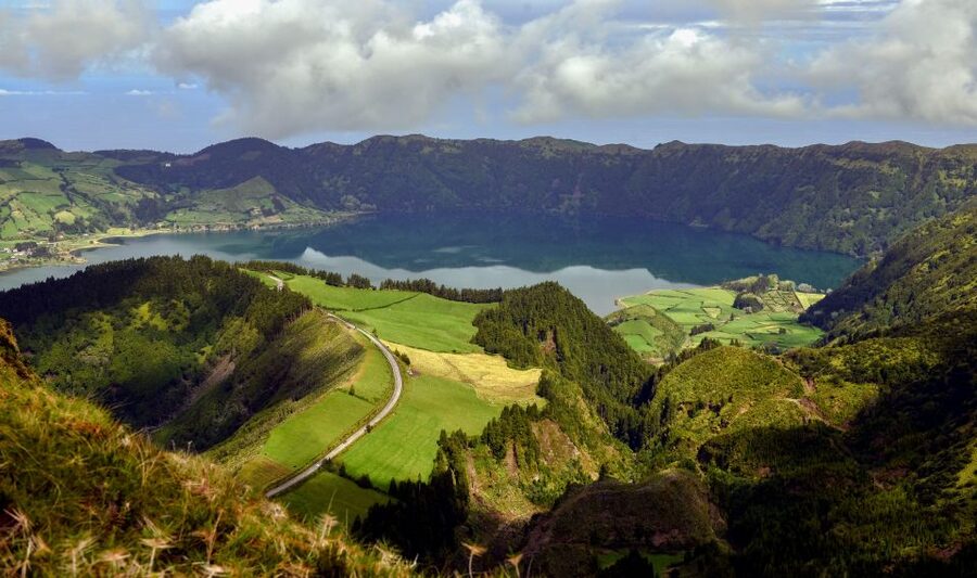 São Miguel Island: Full-Day Sete Cidades Tour - Ponta do Escalvado: the Atlantic side of the route
