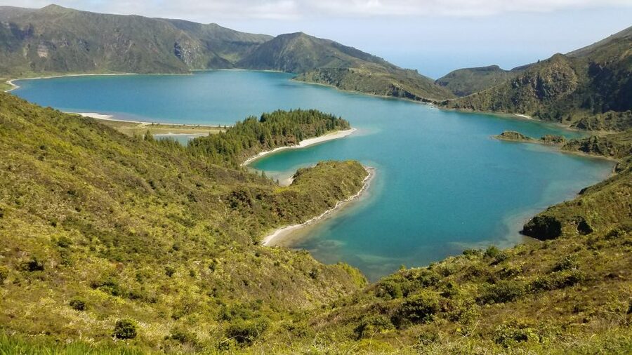 São Miguel: Sete Cidades and Lagoa do Fogo Full-Day Tour - Grota do Inferno and the Green and Blue Lakes