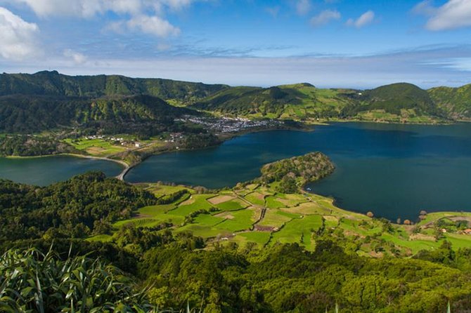 São Miguel West Full Day Tour with Setes Cidades Including Lunch - Lunch adds real value to the $86.46 cost