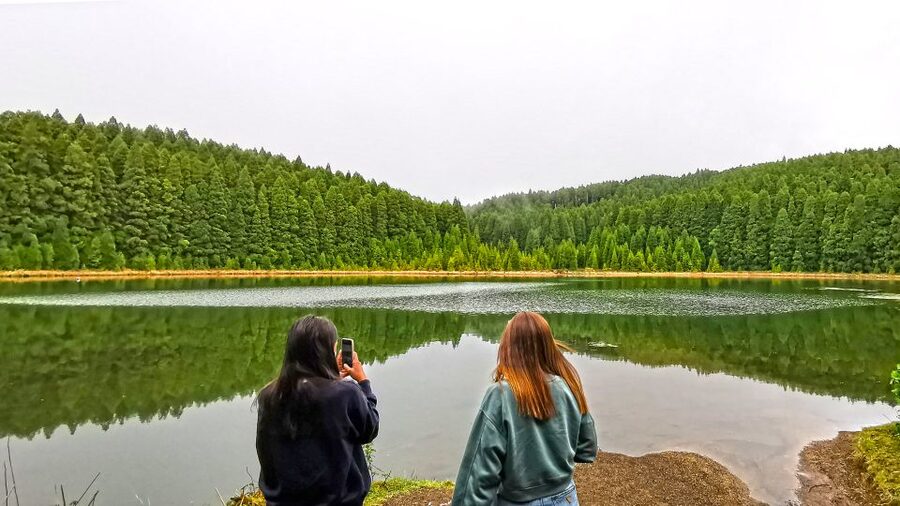 São Miguel West: Sete Cidades and Fogo Tour with Lunch - Pico do Carvão and the volcanic center of São Miguel