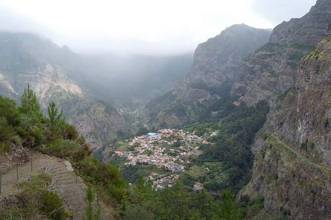 Scenic Route - Nuns Valley Tour - Curral das Freiras explains the name Valley of the Nuns