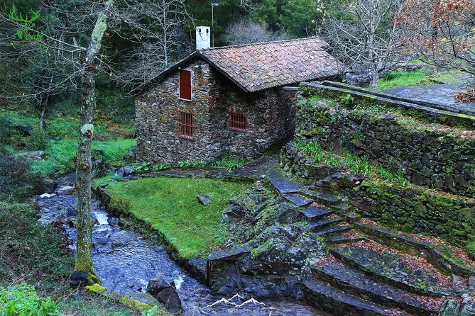 Schist Villages at Lousa Mountain - Gondramaz, restoration with a coffee break