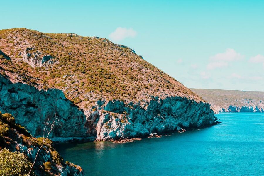 Sesimbra: Arrábida Beaches & Caves Boat Tour with Snorkeling - Why this Sesimbra boat trip is worth your time