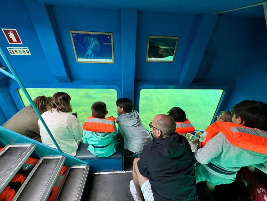 Sesimbra: Family Friendly Boat Sea Tour w/ Submarine Vision - Friar’s Rock and local fishing traditions