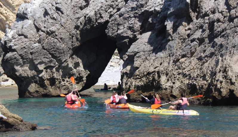 Sesimbra: Ribeiro Cavalo Beach, Caves, & Arrábida Kayak Tour - Key points to know before booking
