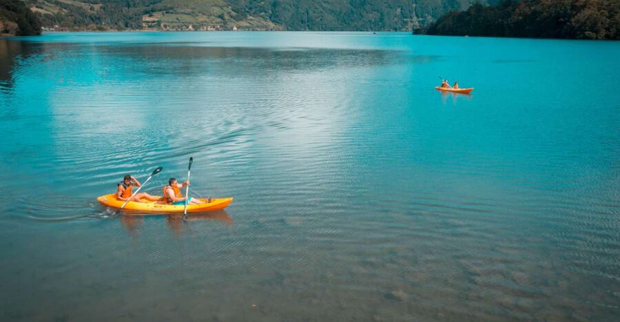 Sete Cidades: Kayaking and Biking Adventure - Kayaking across the lake