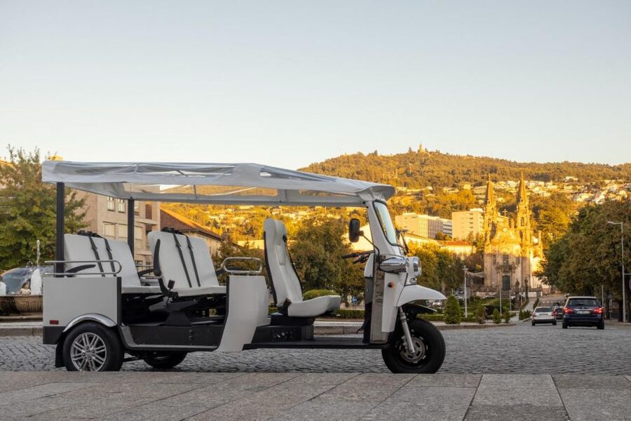 Sightseeing Tours by Electric Tuk-Tuk in Guimarães - Ninety minutes for the wider city