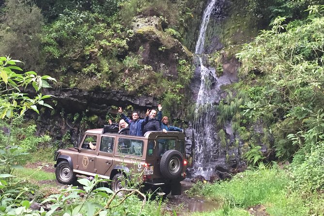 Signature Wine Tastings, Skywalk, Nature 4x4 Open Roof Expedition - São Vicente: vineyards and a proper look at production