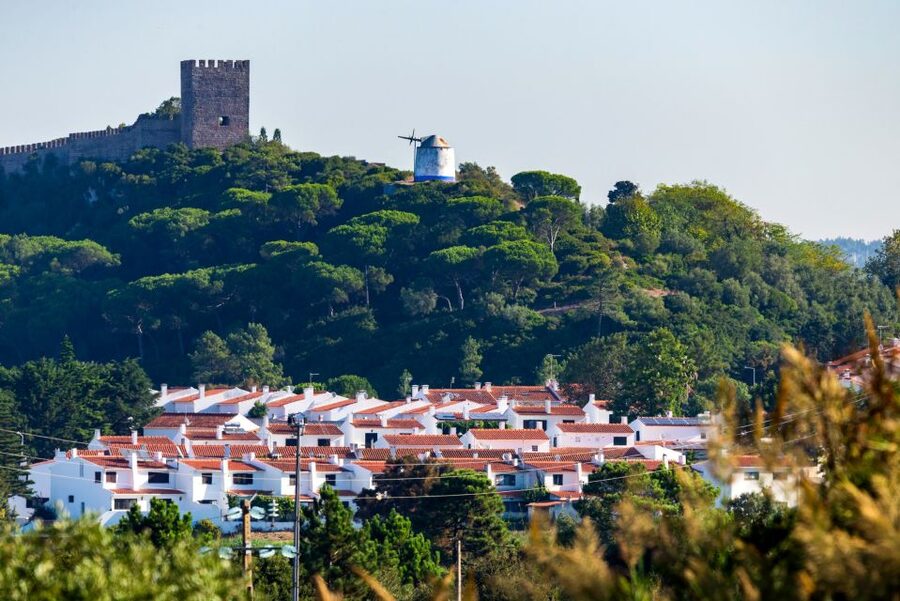 Sintra: Castle of the Moors E-Ticket and Audio Guide - Weather, clothing, and comfort on the castle walls