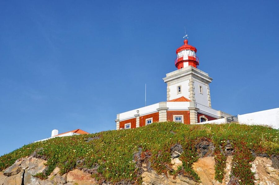 Sintra: Full-Day Deluxe Tour with Pena Palace ticket - Cascais and the short seaside stop