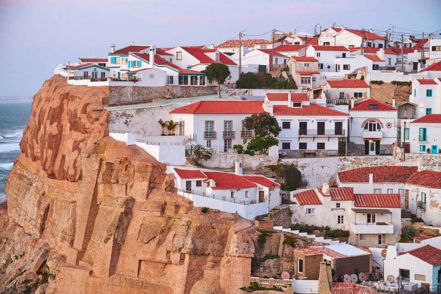 Sintra: Full-Day Private Monuments Tour from Lisbon - Starting high at the Moorish Castle