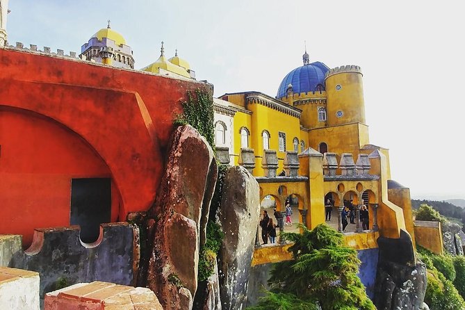 Sintra Half-Day Private Tour - A Journey through Wonderland - Why a private vehicle helps in Sintra