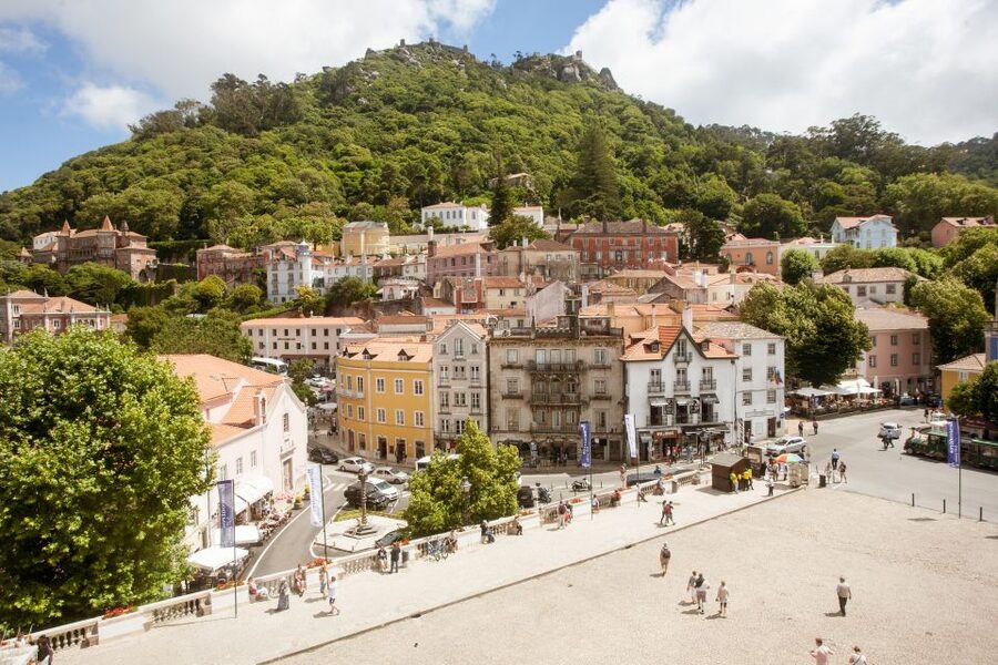 Sintra: Half-Day Tour with Royal Palace Ticket - Why this half-day trip works from Lisbon